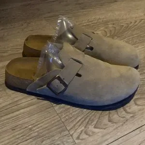 Birkenstock | Shoes | Birkenstock Betula Suede Tan Size 9  display picture 1